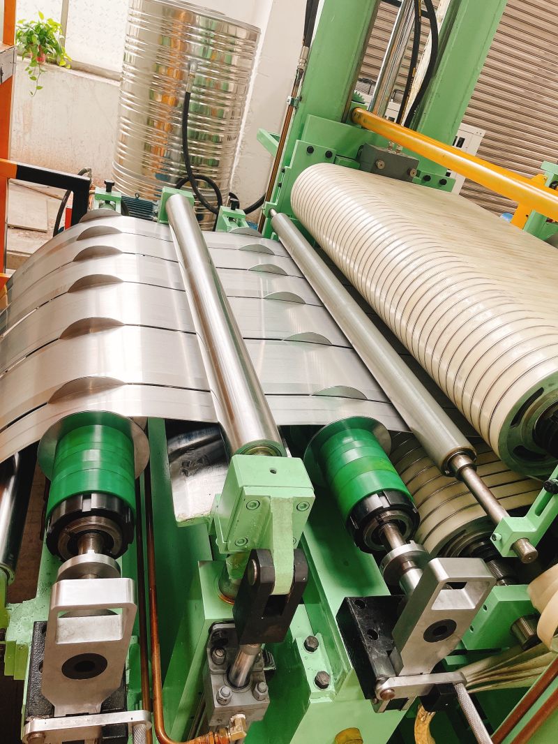 coil slitting machine