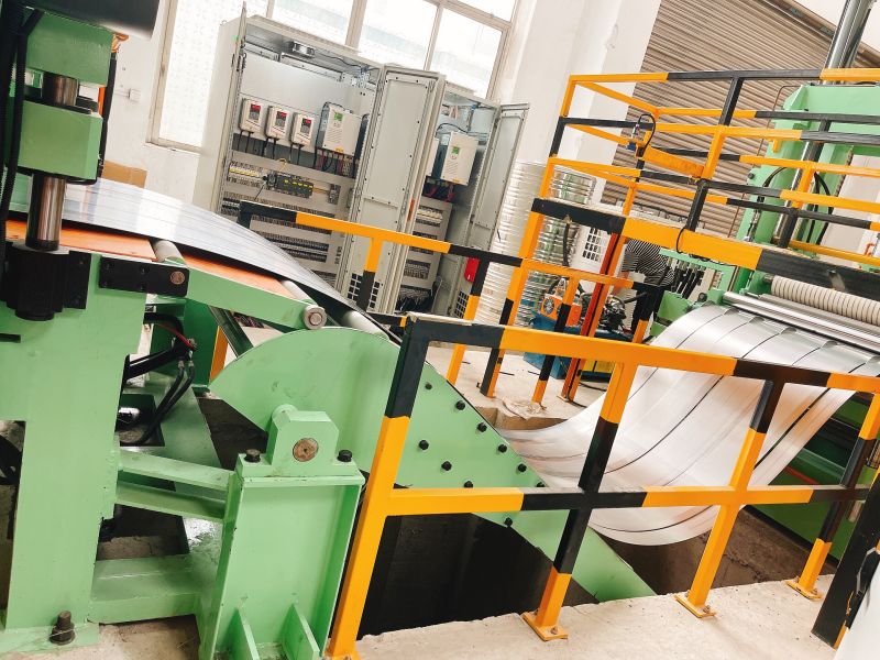 coil slitting machine