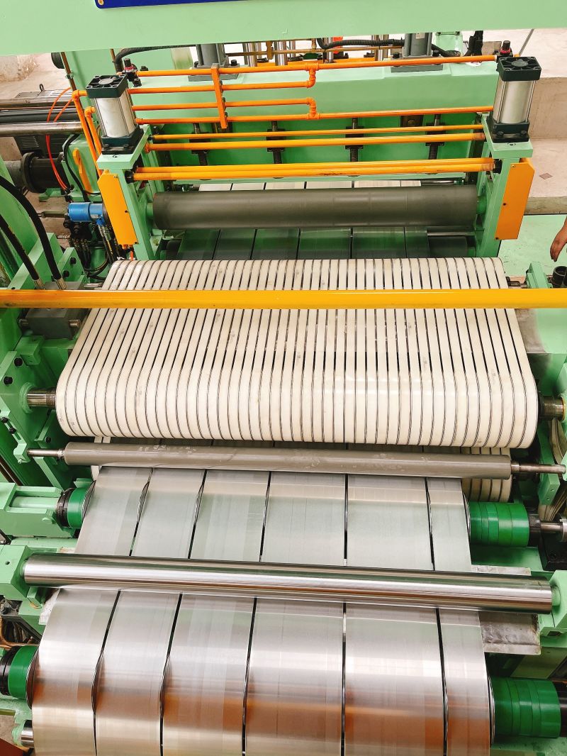 coil slitting machine